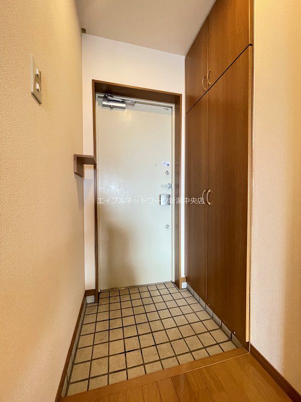 パークヒルズ女池上山 玄関