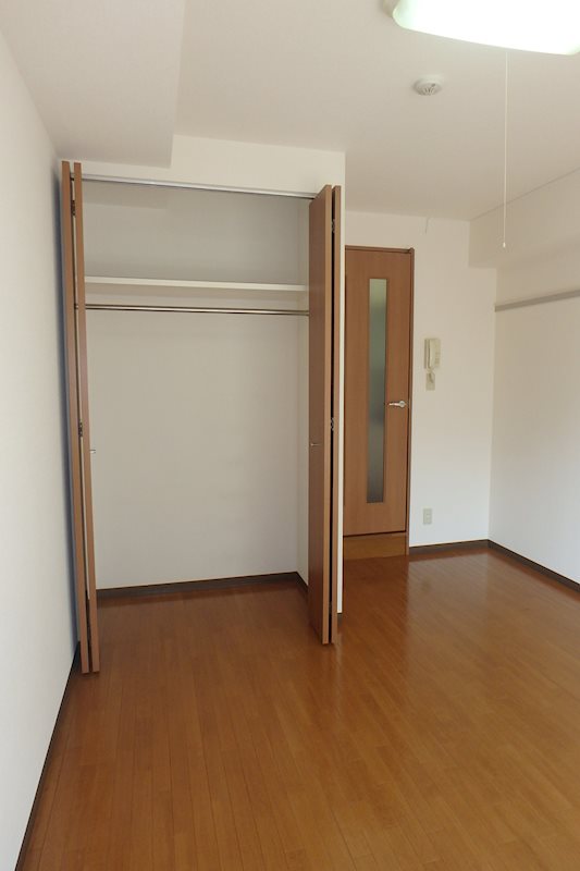 ウォーターフロント礎町 収納