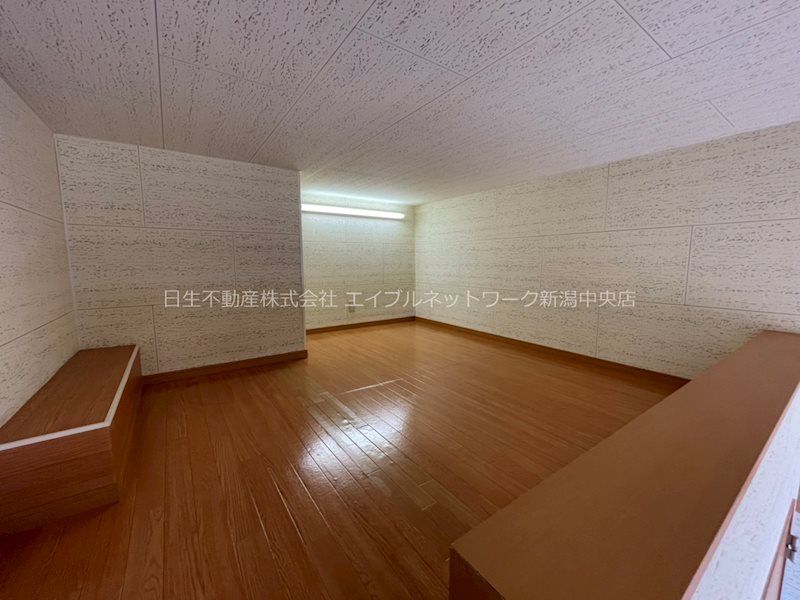 紫竹山五番館C棟 ベッドルーム