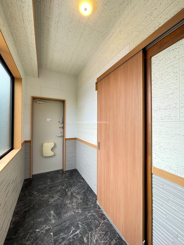 紫竹山五番館C棟 玄関