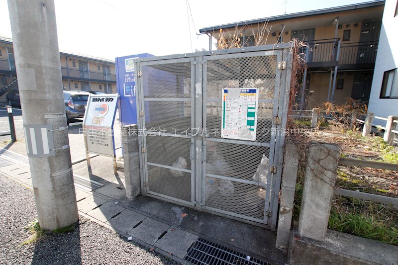 カルティエラタンA棟 その他設備