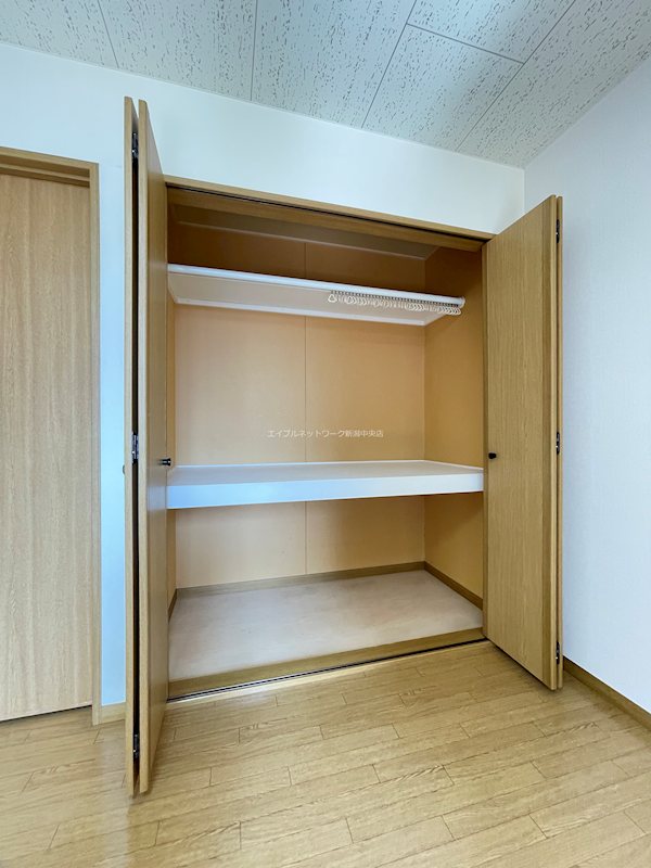 カルティエラタンB棟 収納