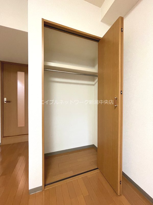 BUENA東大通 収納