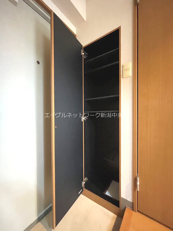 BUENA東大通 収納