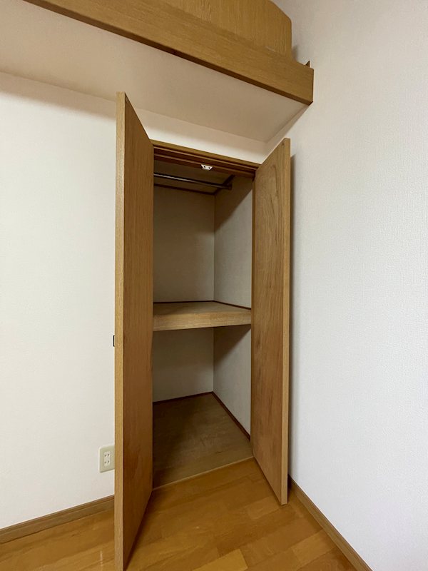 ロイヤルステージⅡ 収納