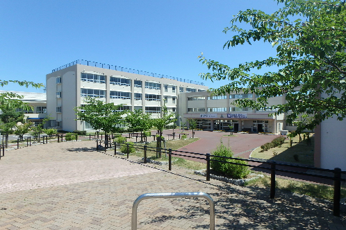ヴェルシティ河渡 中学校