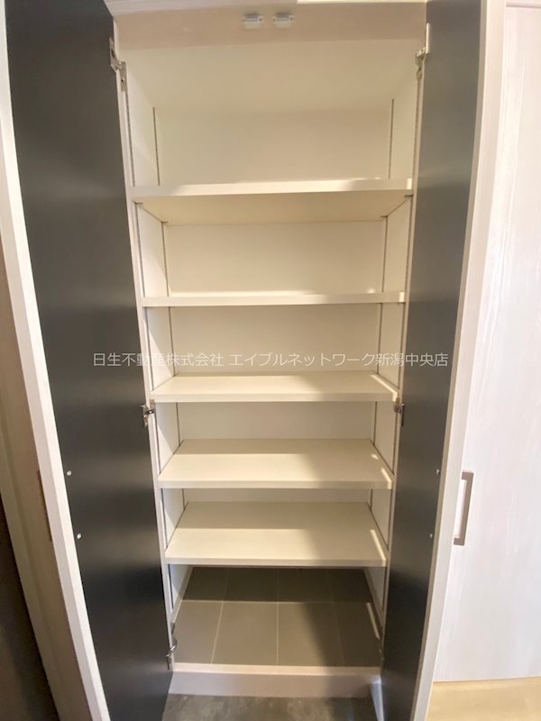BUENA新潟萬代橋 収納