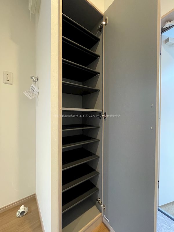 リゾナーレ鳥屋野南 収納