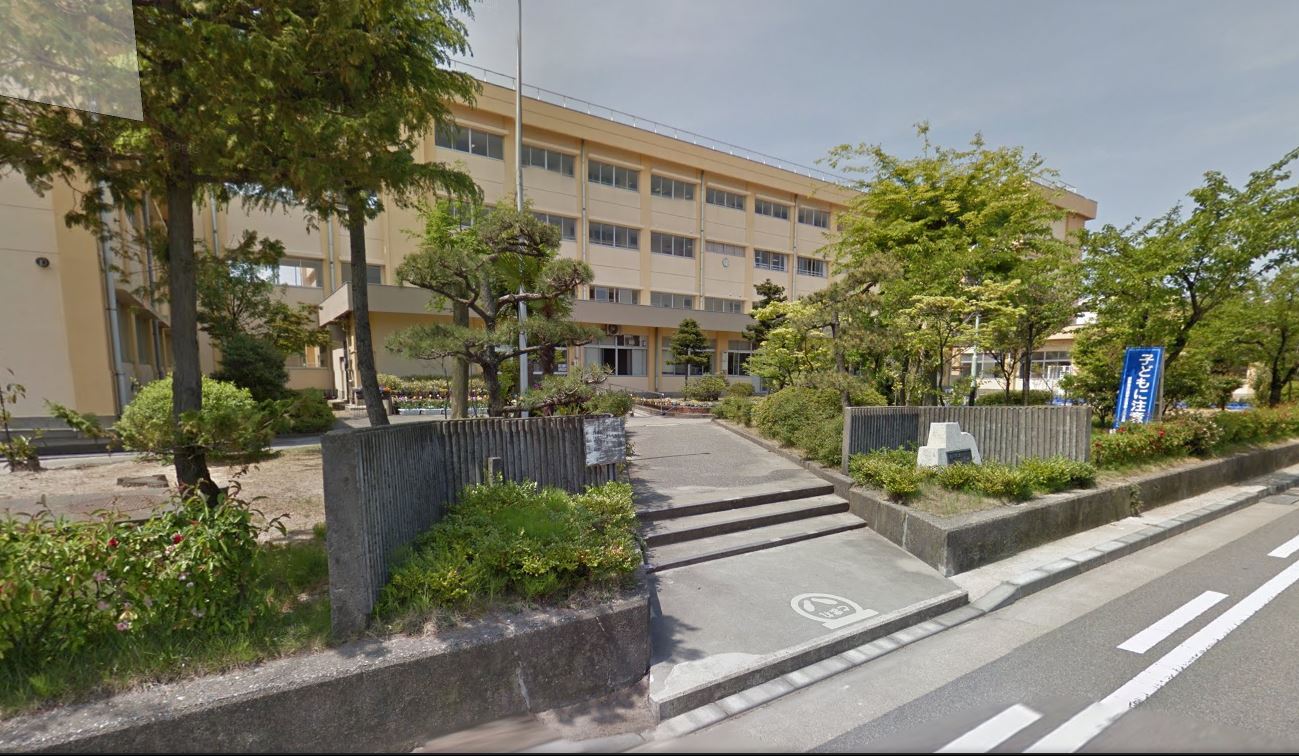 パークヒルズ女池上山 小学校