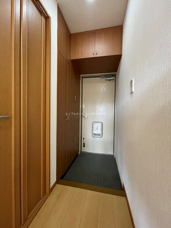 プロローグ青山 玄関
