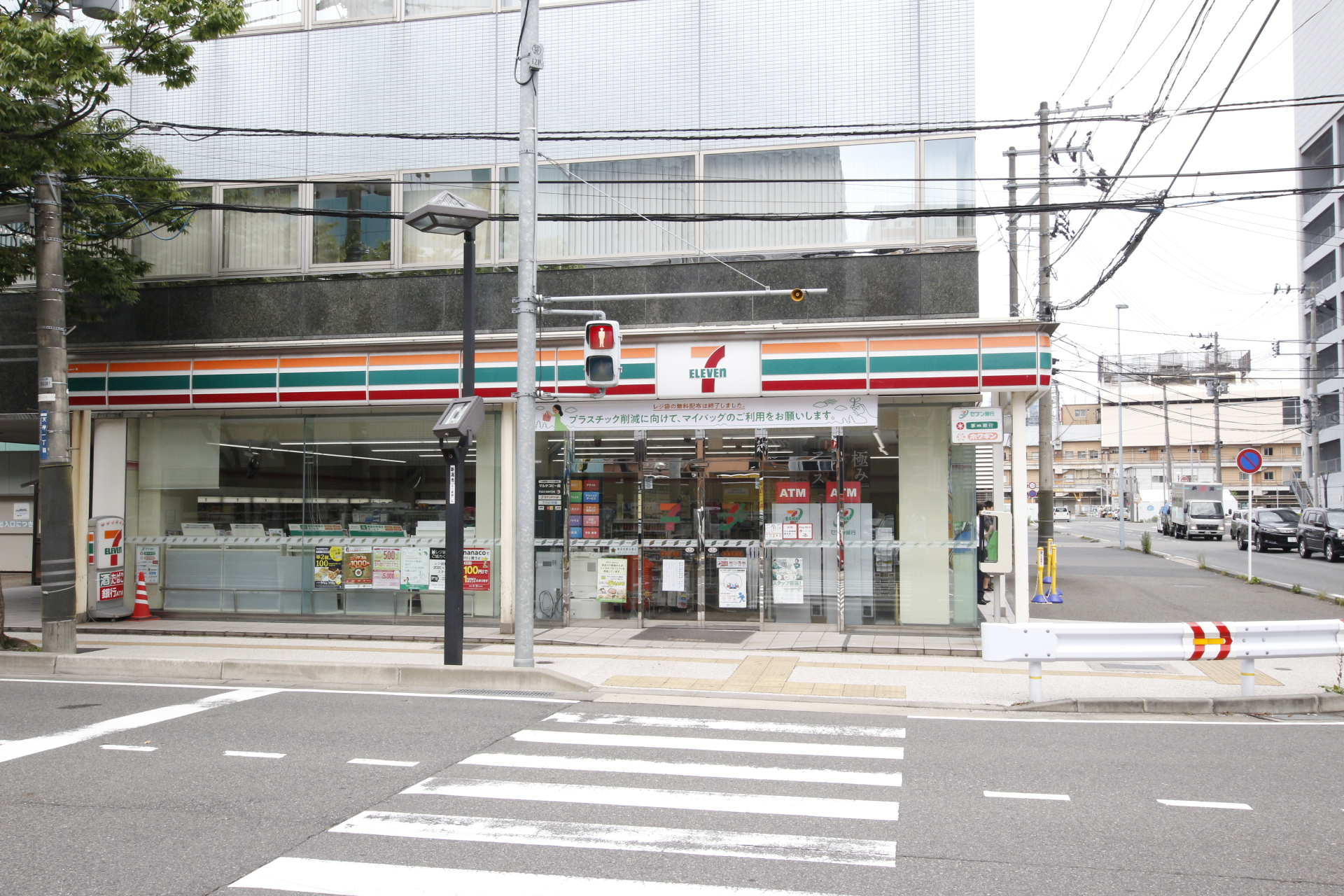 レジデンス駅南 コンビニ