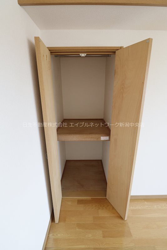 ロイヤルステージⅡ 収納