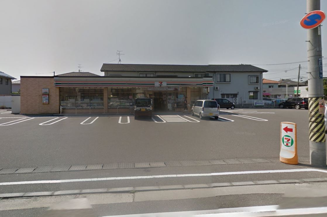 マンションアイビス コンビニ
