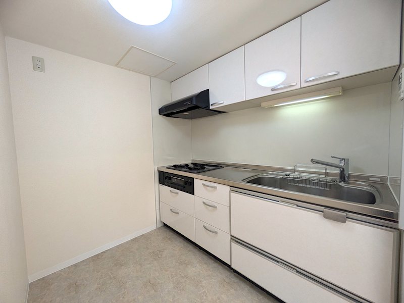 ヒルテラス稲城 キッチン