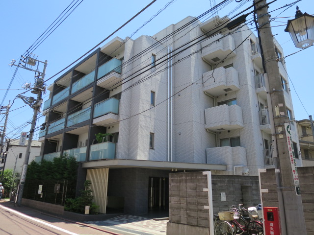 コートリヴィエール東六郷 202号室 外観