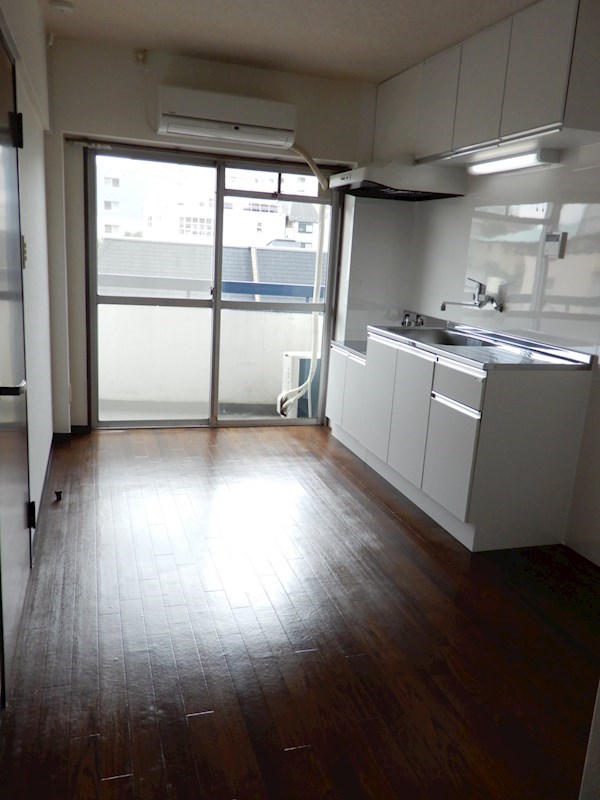 マンションニュー恵比寿 リビング