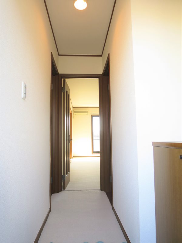 プレステージ稲城 玄関