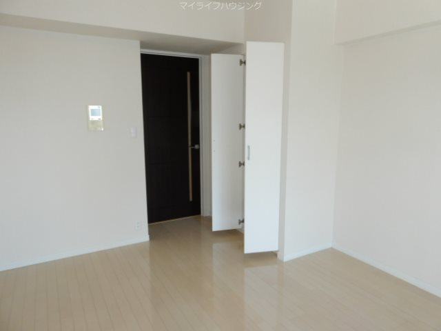 パークアクシス千葉新町 リビング