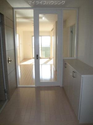 KDX中野坂上ビル 玄関