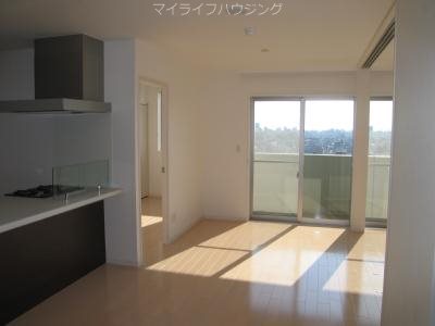 KDX中野坂上ビル リビング