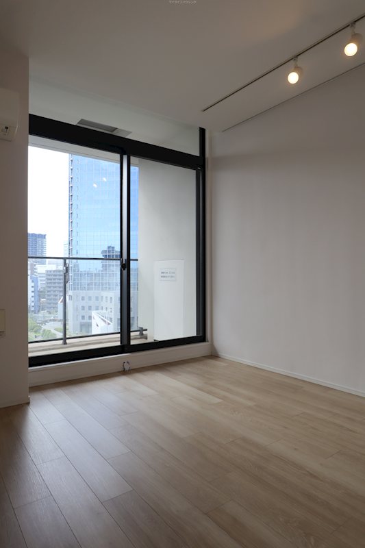 カナルフロント芝浦 玄関