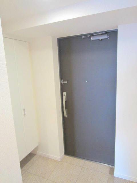 パークキューブ京王八王子Ⅱ 玄関
