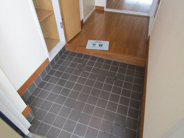 アビタマルフクⅢ 玄関