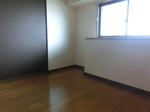 ヴィアーレマルフク南館 ベッドルーム