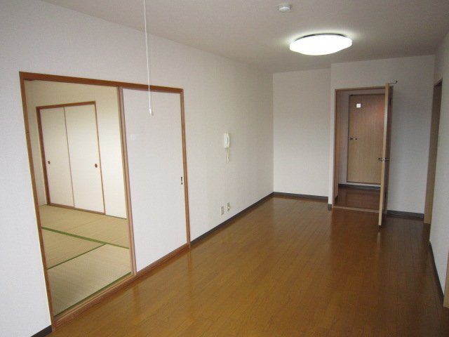 サンキャッスル岩崎 その他