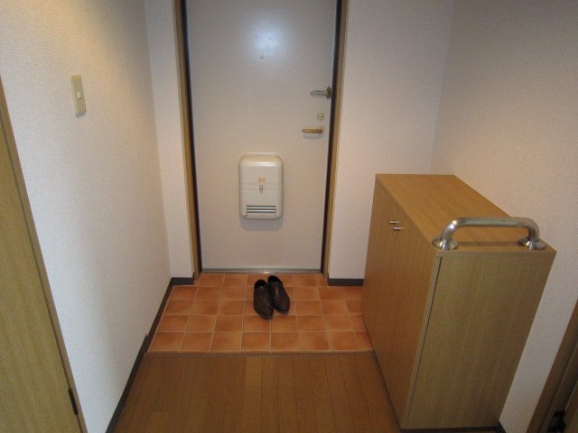 サンキャッスル岩崎 玄関