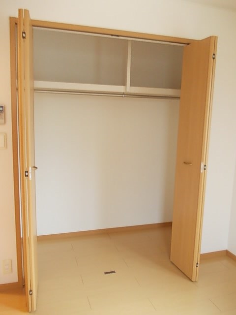 ザロイヤルオーク 収納