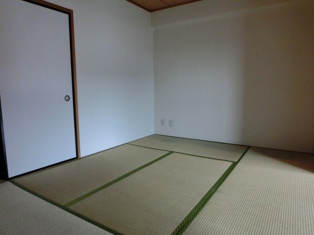 第2ヒルハイツ浅井 ベッドルーム