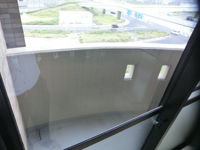 ファミーユ植田東 ベランダ