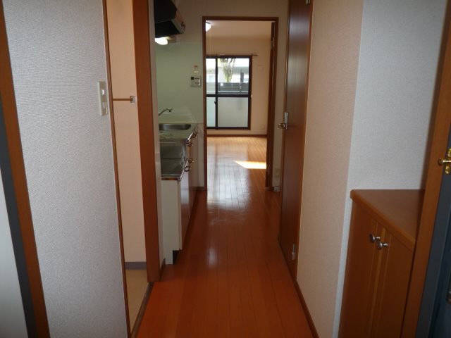 Ｍ・ＨＯＵＳＥ・Ⅱ（エムハウス） 玄関