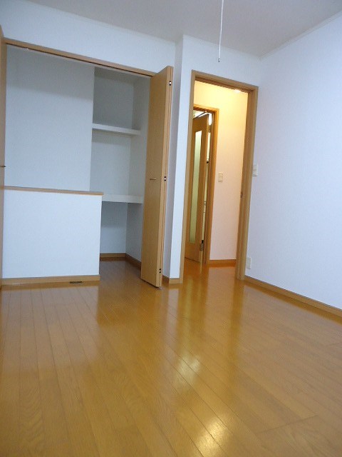 カーサ大高 収納