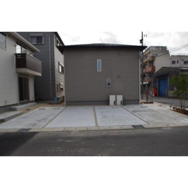 フォレストメゾン大高Ａ棟 駐車場