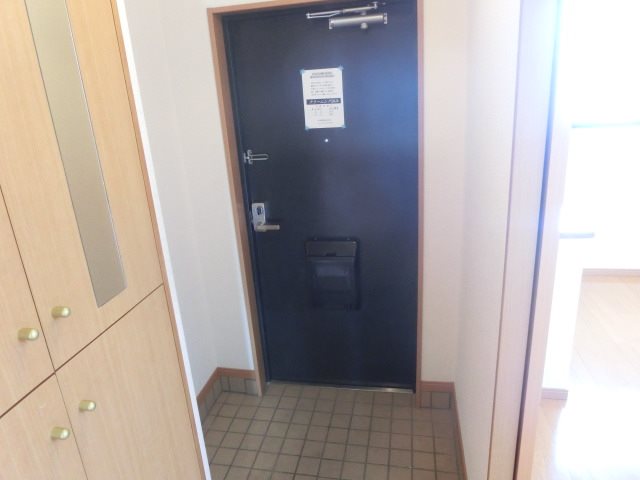 グランソレイユ水広 玄関