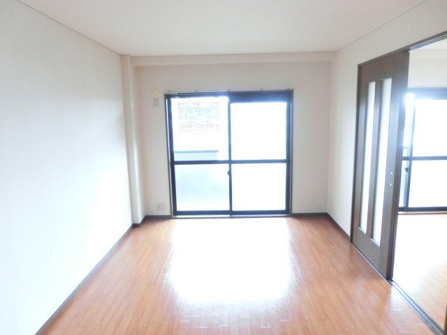 グローリア壱番館 その他