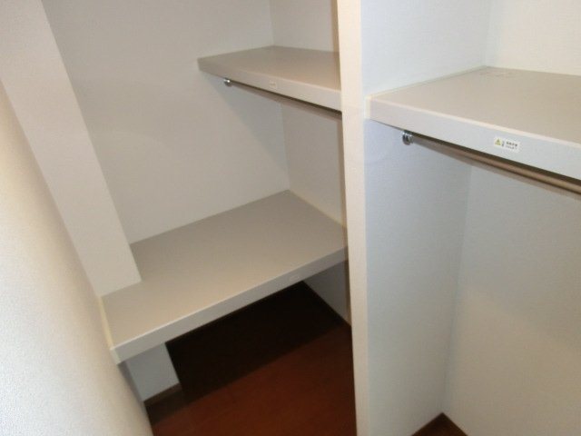ロイヤルステージ 収納