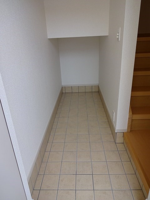 ネオコートE 玄関