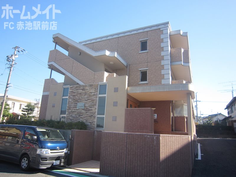 ベルカーサ東山台Ⅱ 外観