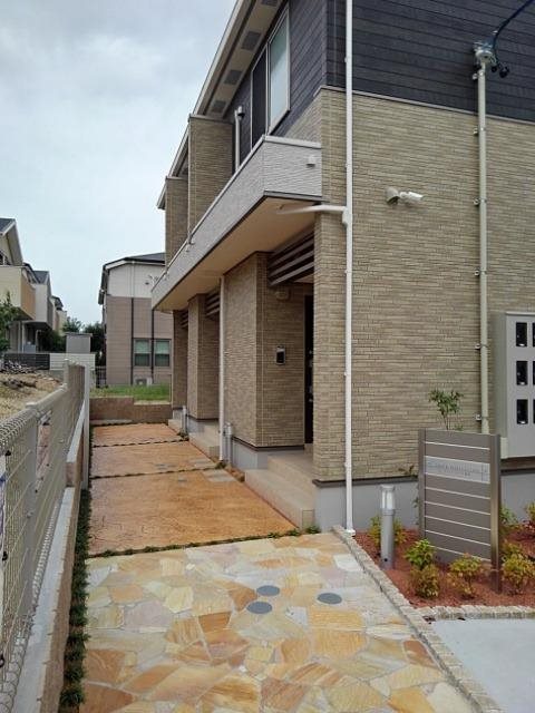 グランドソレーユ菅田 エントランス
