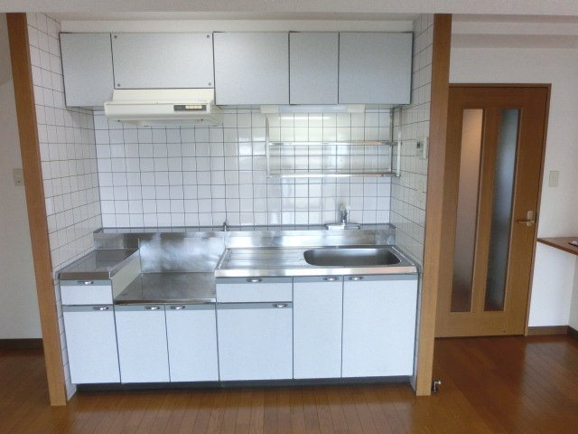 ヴィアーレマルフク北館 キッチン