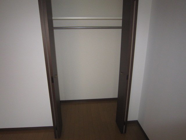 リジェールB棟 収納