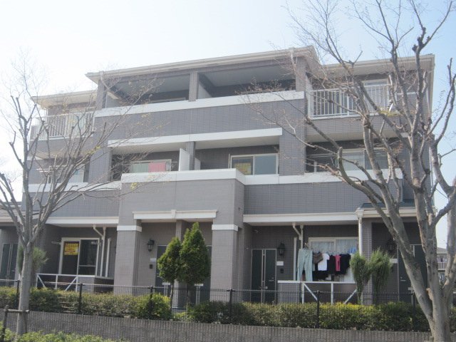 ドゥロジュマンＶ 外観