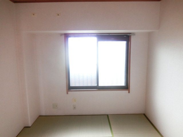 グランメール香久山 ベッドルーム