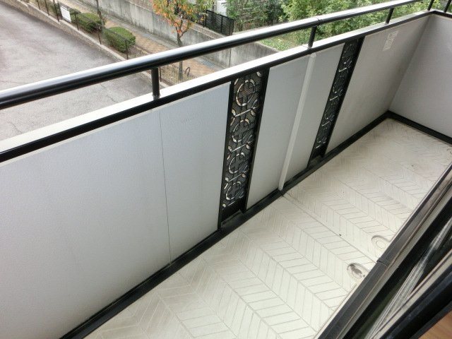 サクセス岩崎台Ｂ棟 ベランダ