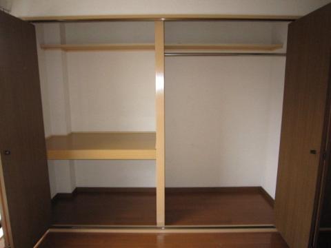 ボナールハイムA 収納