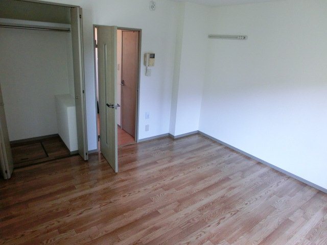 アバンサール その他