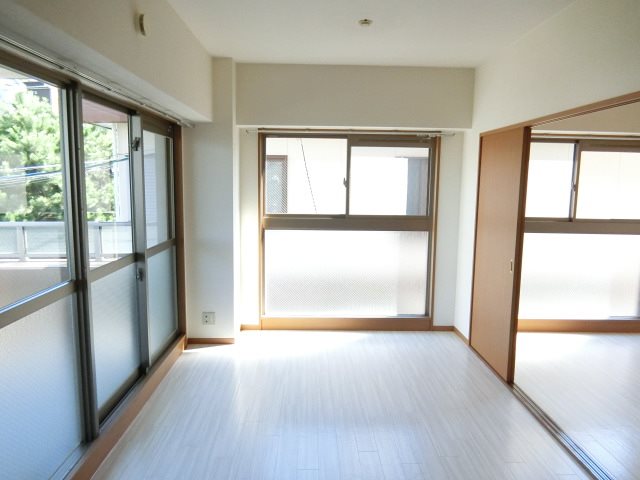 エクセルピアス リビング